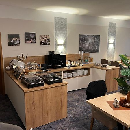 Gaestehaus Am Kurpark Hotel Garni 霍恩-巴特迈恩贝格 外观 照片