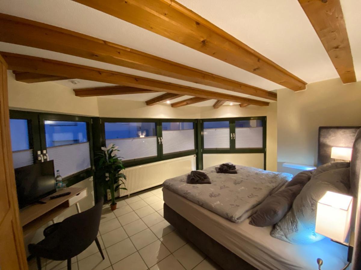 Gaestehaus Am Kurpark Hotel Garni 霍恩-巴特迈恩贝格 外观 照片