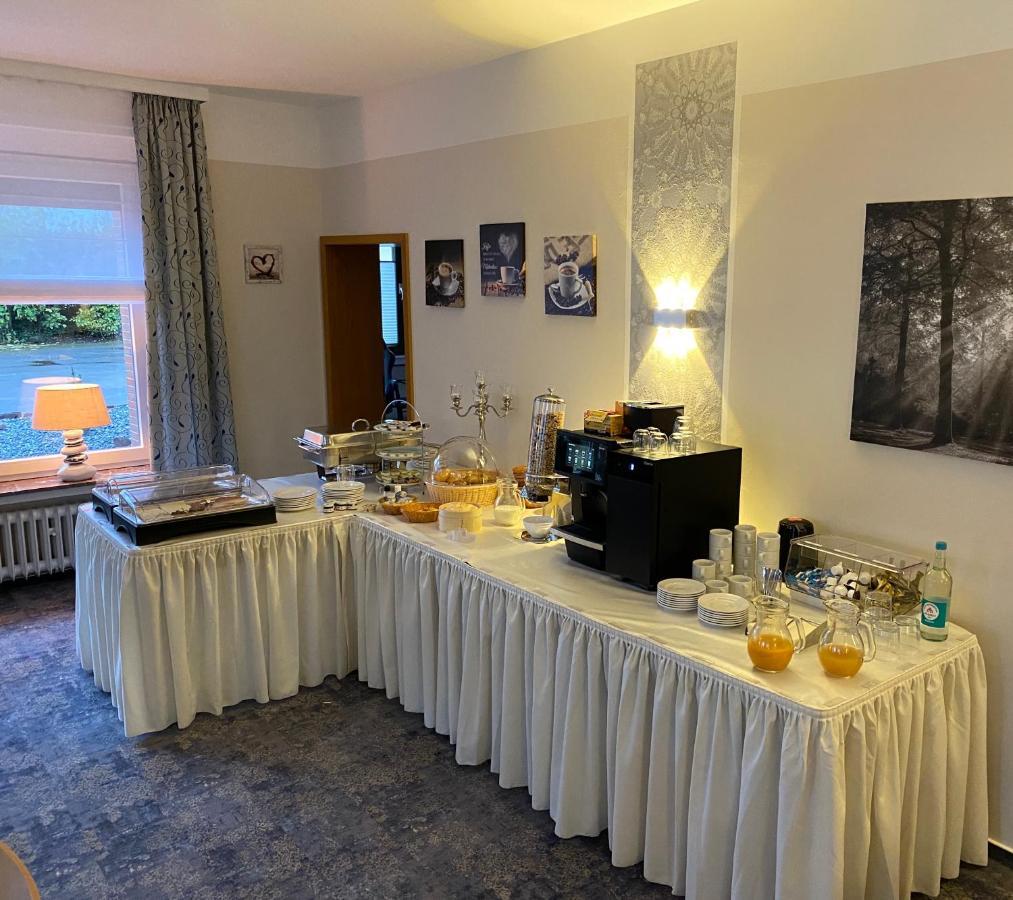 Gaestehaus Am Kurpark Hotel Garni 霍恩-巴特迈恩贝格 外观 照片