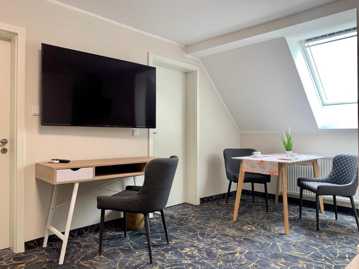 Gaestehaus Am Kurpark Hotel Garni 霍恩-巴特迈恩贝格 外观 照片