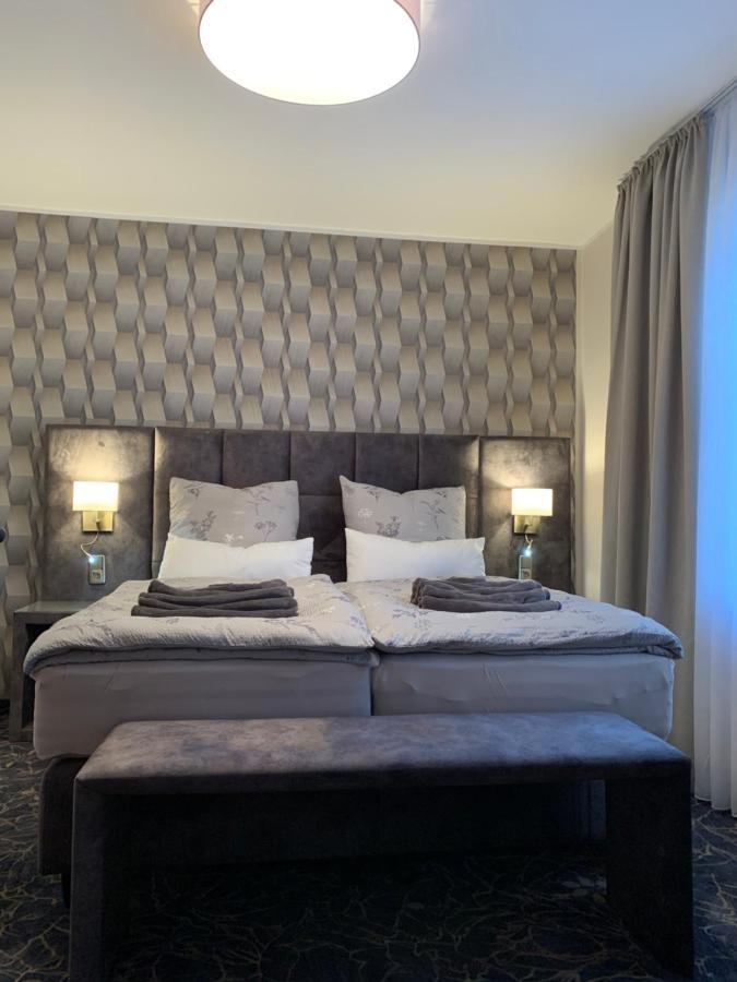 Gaestehaus Am Kurpark Hotel Garni 霍恩-巴特迈恩贝格 外观 照片